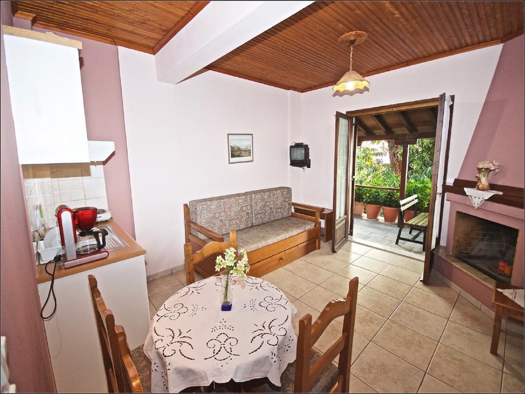 Villa Aglaini Agios Dimitrios  Ngoại thất bức ảnh